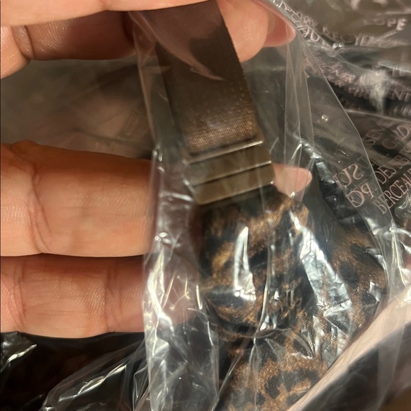 Victoria Secret Lightly Lined Full-Coverage Bra- Body by Victoria - Picture 8 of 10